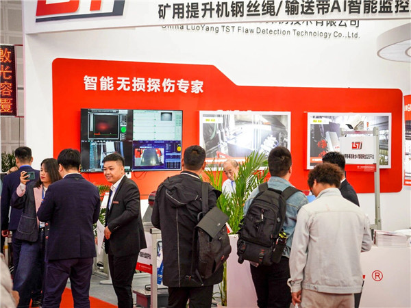 現(xiàn)場 現(xiàn)場